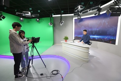 廣播電視編導實驗室 全景演播室中的節目制作實踐與創新